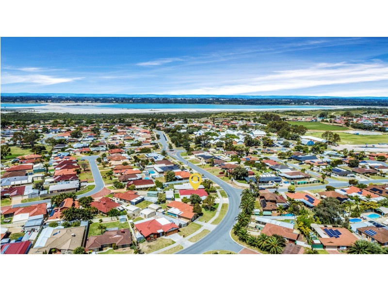 18 Coronata Drive, Warnbro WA 6169