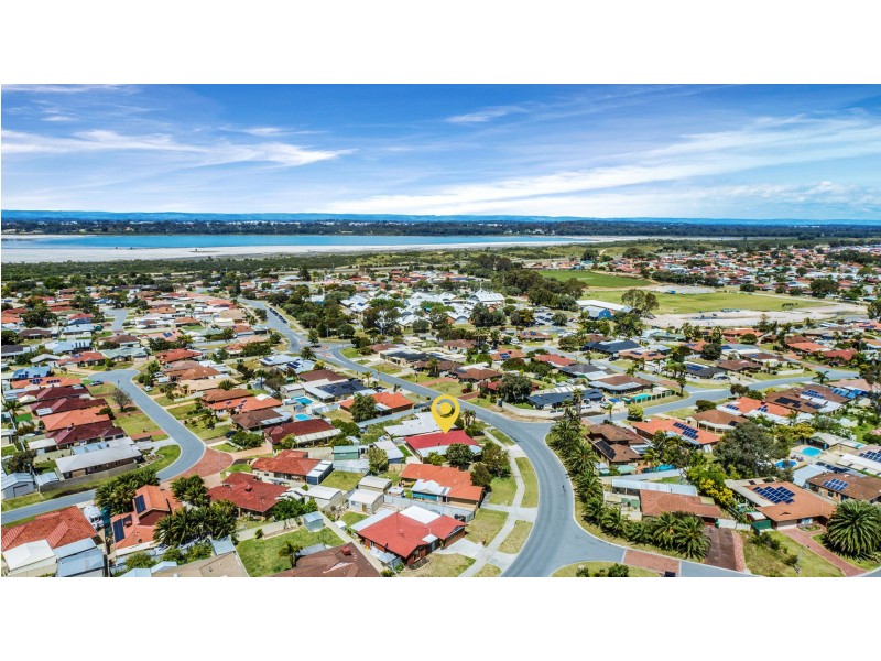 18 Coronata Drive, Warnbro WA 6169