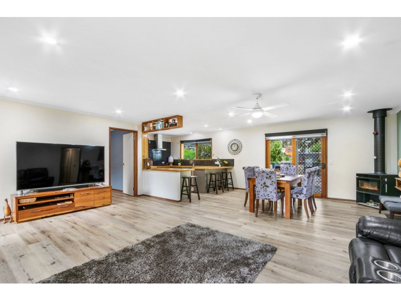 66 Windsor Drive, Sarsfield VIC 3875