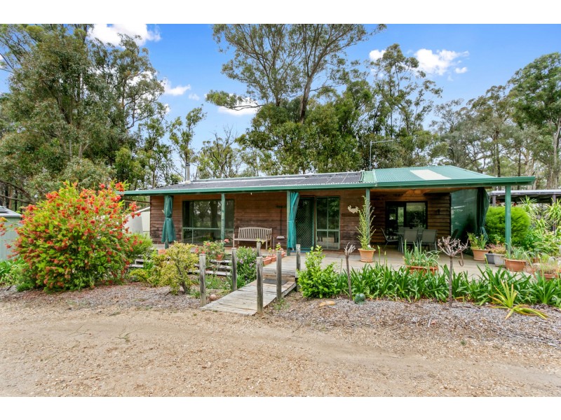 66 Windsor Drive, Sarsfield VIC 3875