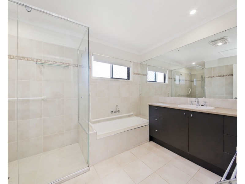 1/53 Stoneleigh Street, Albion QLD 4010