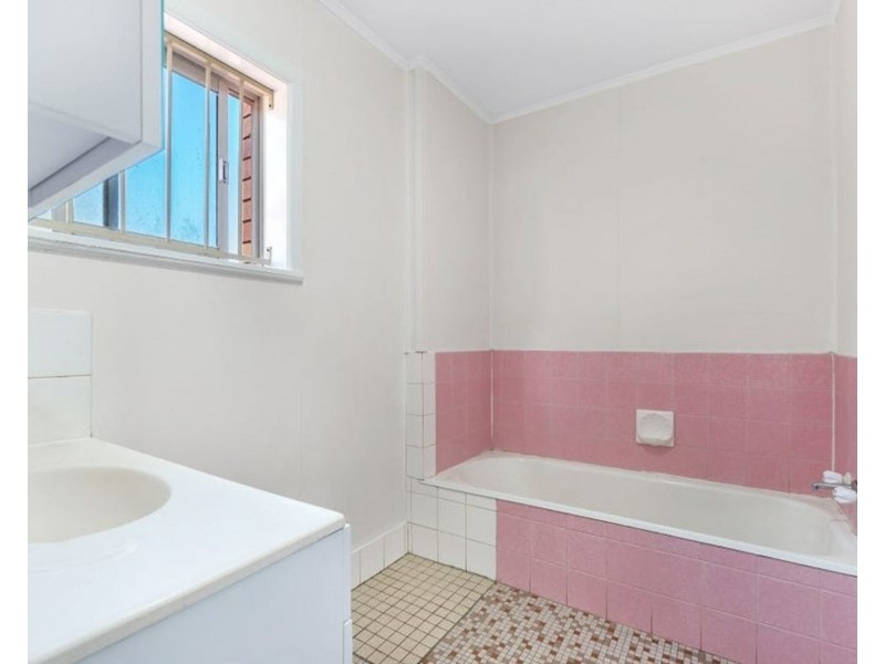 336 Waterworks Road, Ashgrove QLD 4060