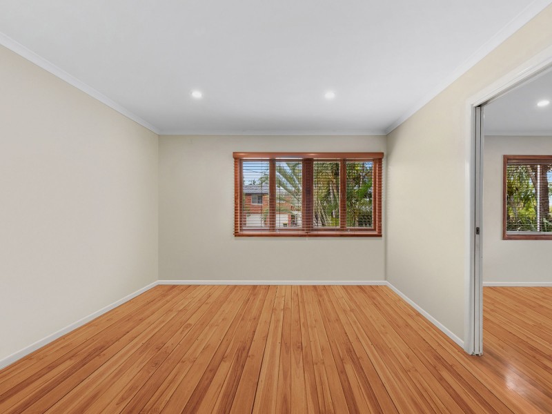 111 Greta St, Manly West QLD 4179