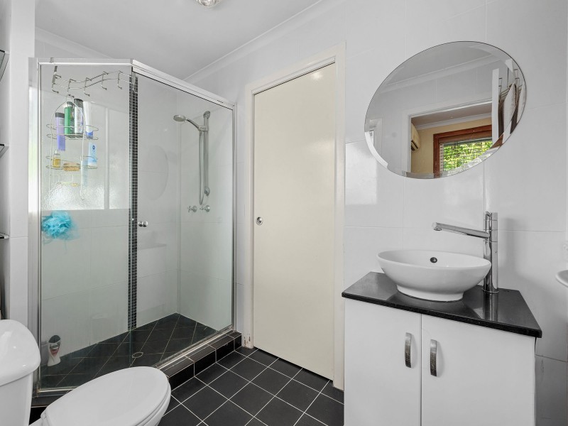 111 Greta St, Manly West QLD 4179