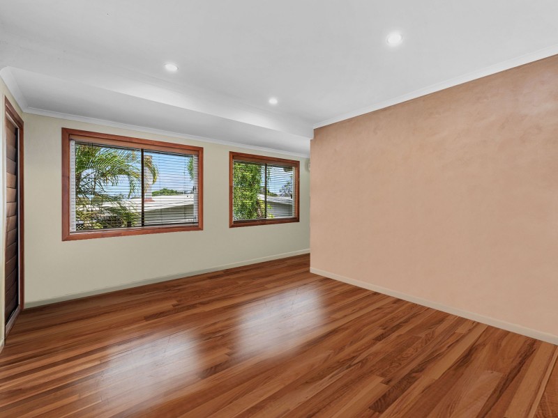 111 Greta St, Manly West QLD 4179