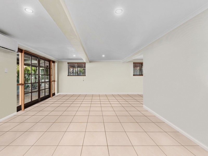 111 Greta St, Manly West QLD 4179