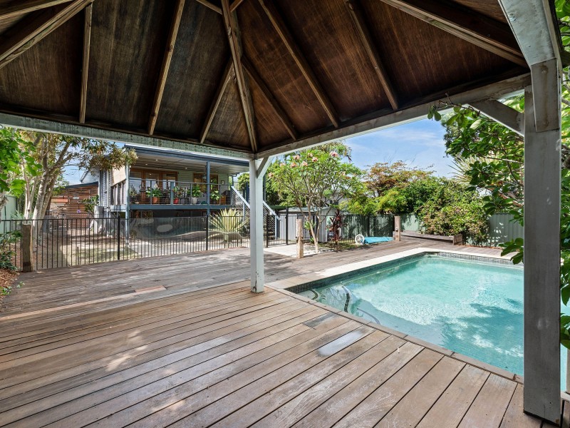 111 Greta St, Manly West QLD 4179