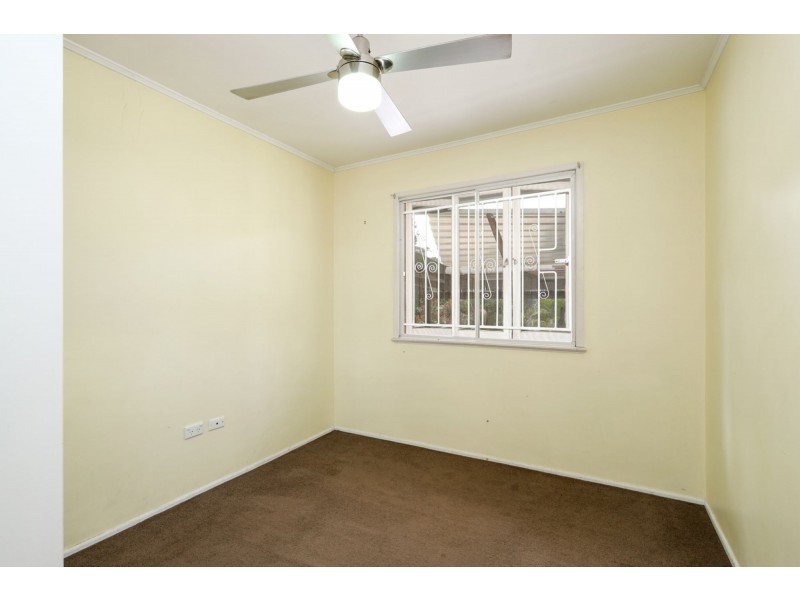 11 Coleridge Street, Stafford Heights QLD 4053