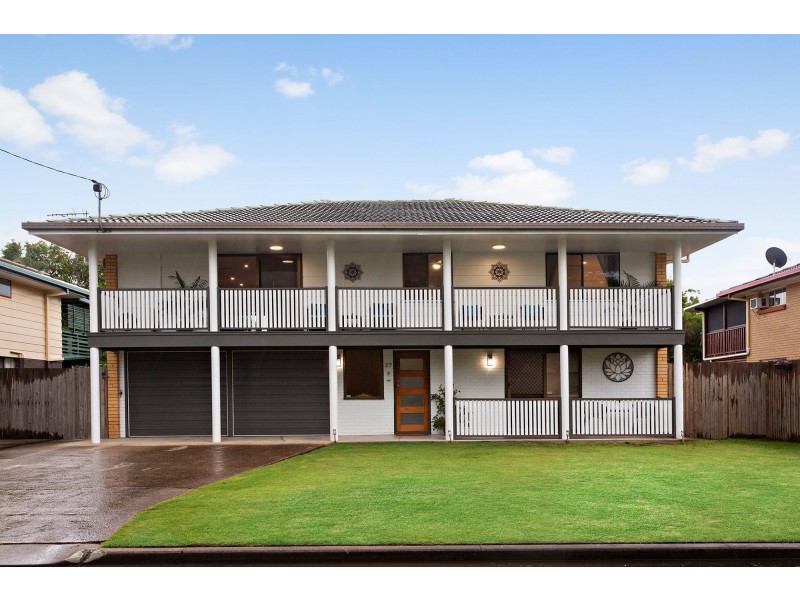 27 Pleasant Drive, Albany Creek QLD 4035