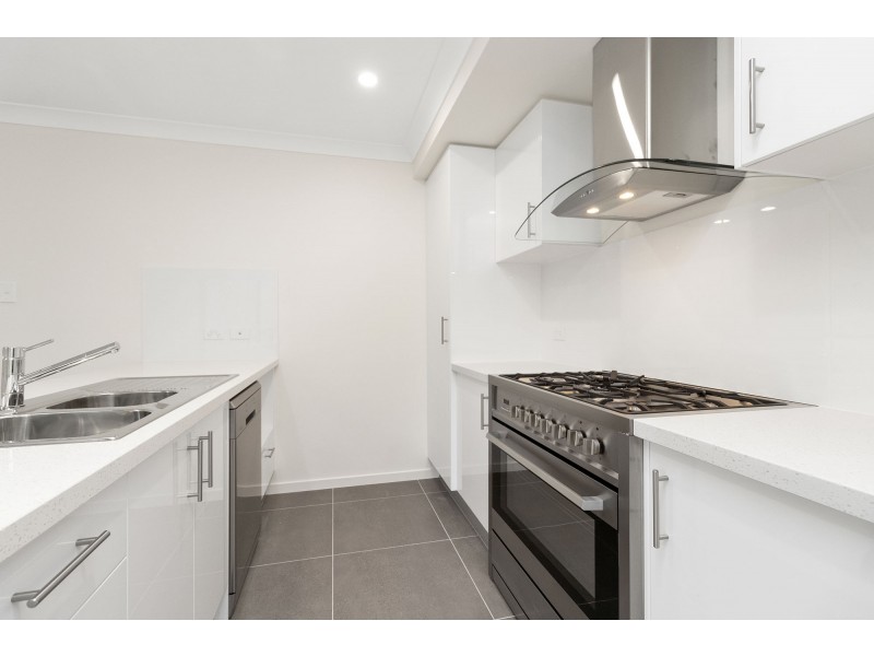 37 Almandin Street, Logan Reserve QLD 4133