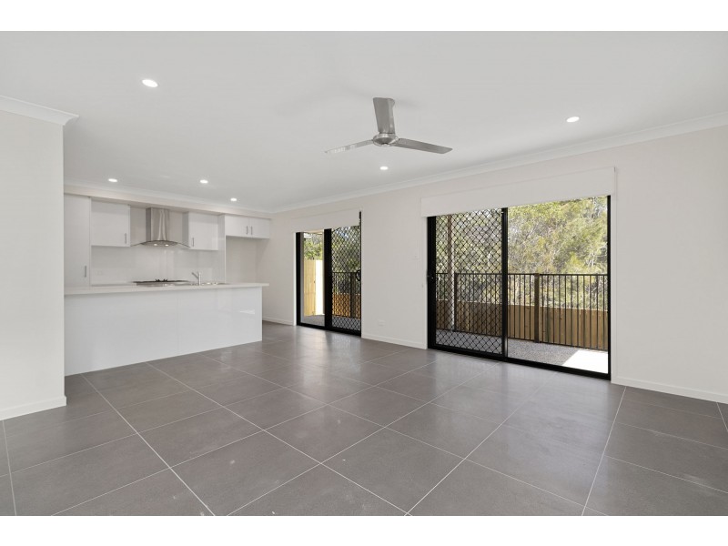 37 Almandin Street, Logan Reserve QLD 4133