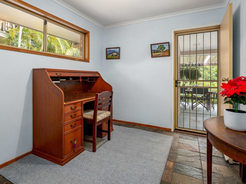 21 Tetragona Drive, Arana Hills QLD 4054