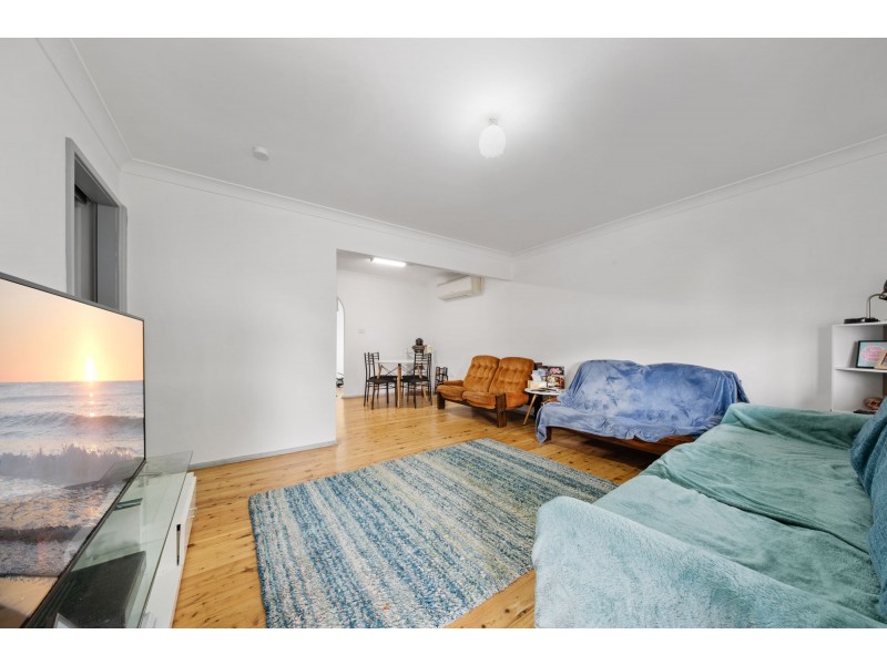 24 Dudley Street, Gorokan NSW 2263