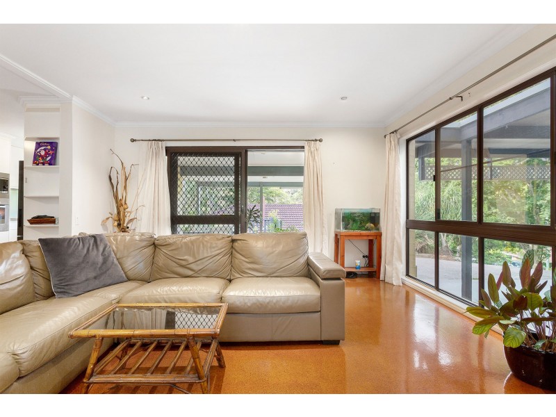 50 Gubberley Street, Kenmore QLD 4069