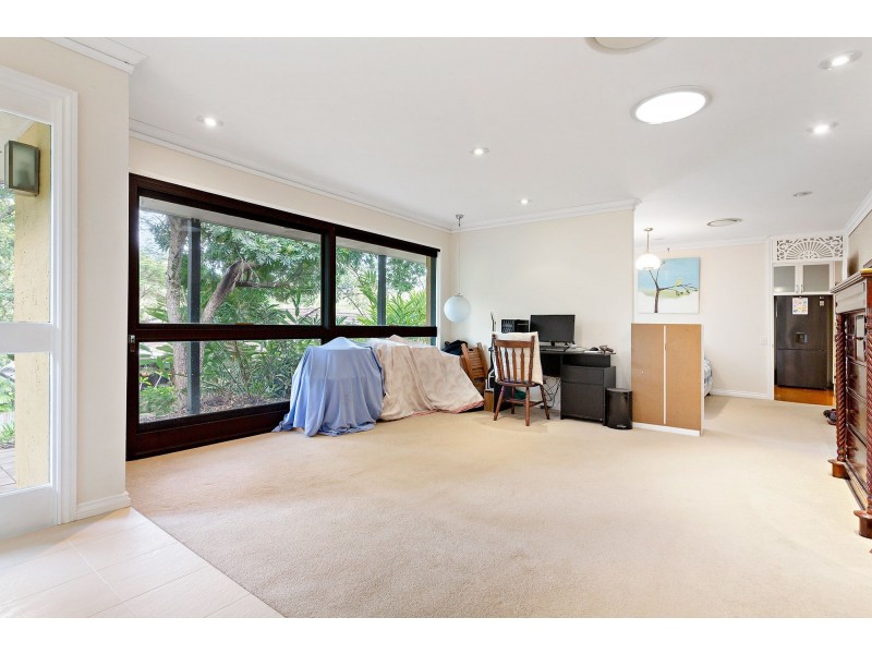 50 Gubberley Street, Kenmore QLD 4069