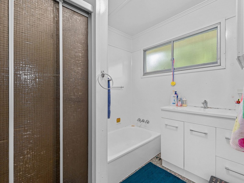 39 Pareena Crescent, Mansfield QLD 4122