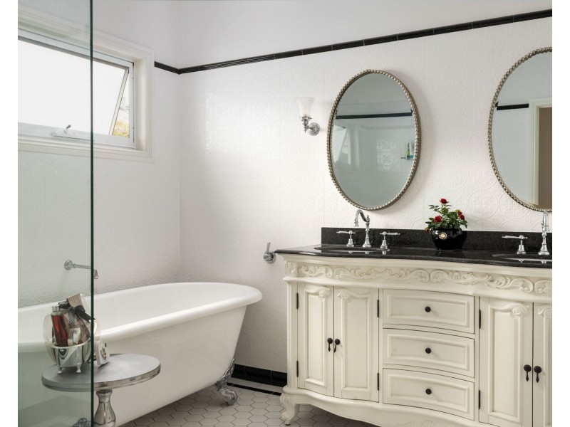 8 Sylvan Avenue, Nundah QLD 4012