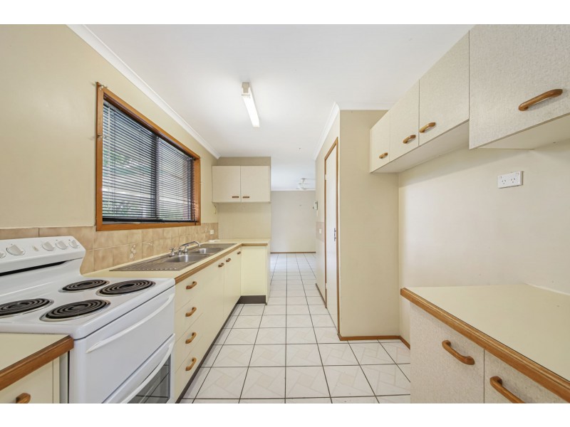 107 Bridgnorth Street, Carindale QLD 4152