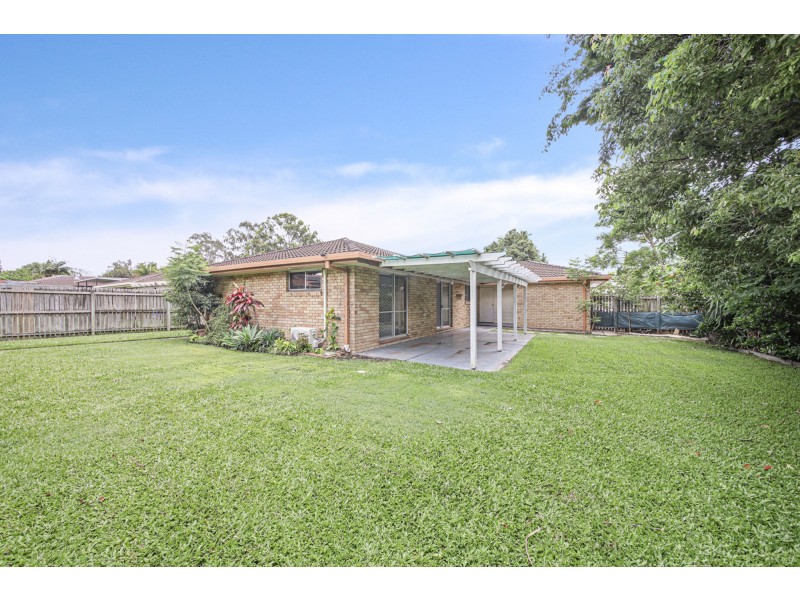 107 Bridgnorth Street, Carindale QLD 4152