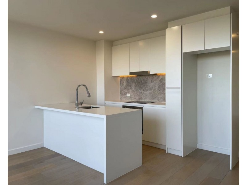 704/33 Racecourse Road, North Melbourne VIC 3051
