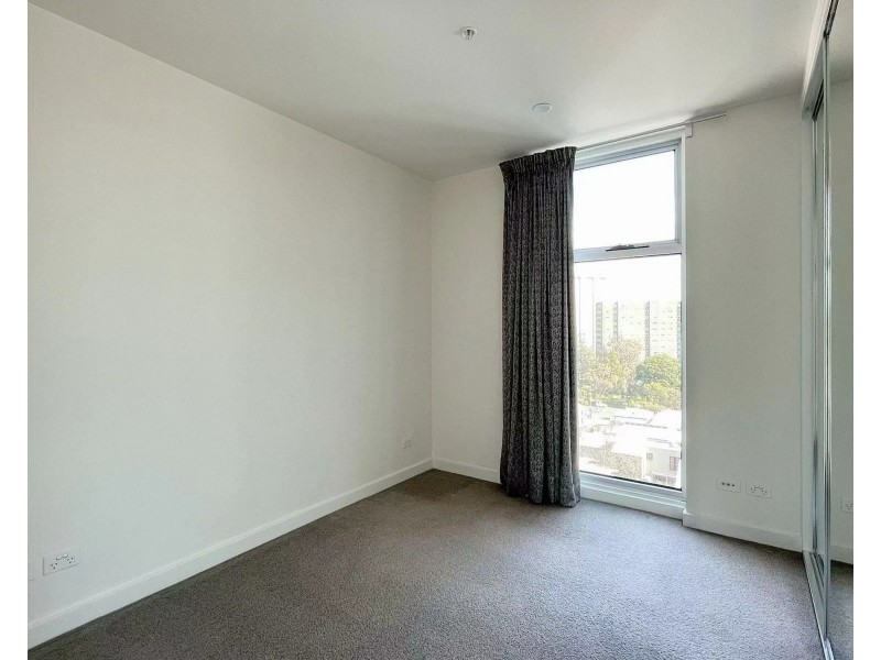 704/33 Racecourse Road, North Melbourne VIC 3051