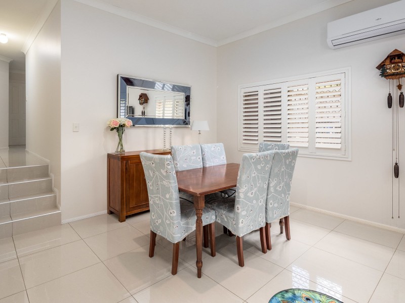 3 Vauton Court, Arana Hills QLD 4054