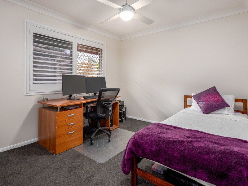 3 Vauton Court, Arana Hills QLD 4054