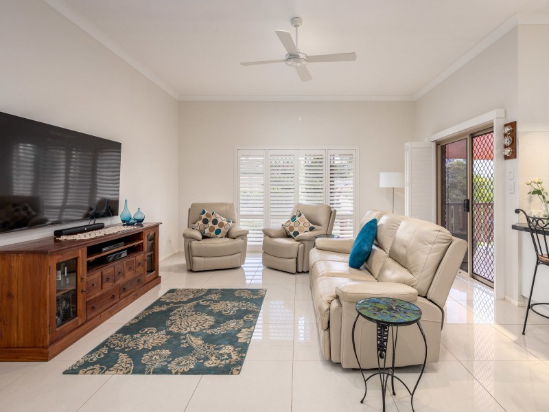 3 Vauton Court, Arana Hills QLD 4054