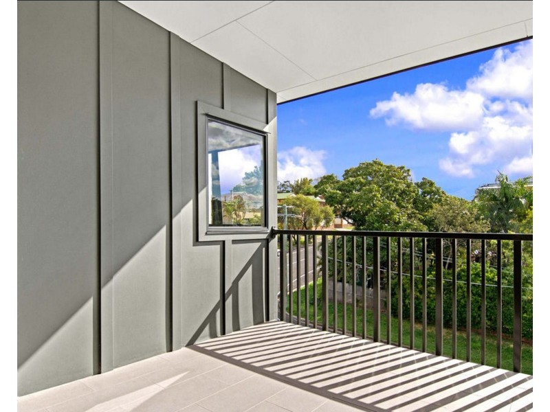 8/2-4 Garden Terrace, Newmarket QLD 4051