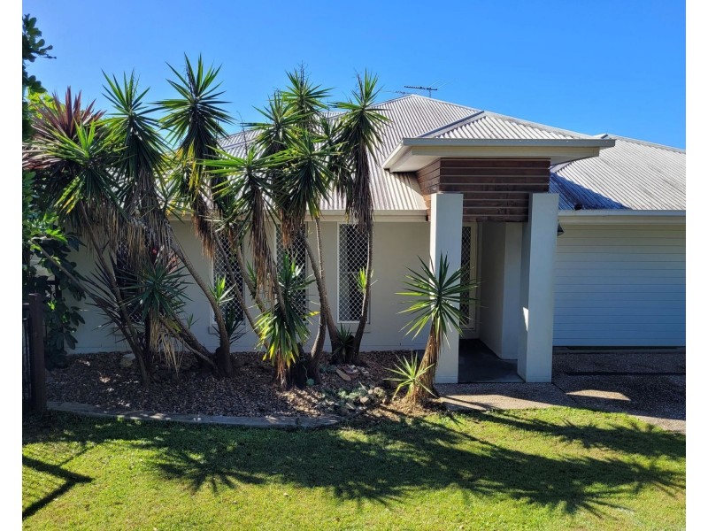 15 Bloomfield Cct, Ormeau QLD 4208