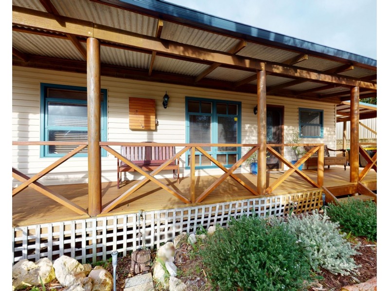 11 Mulloway Court, Burns Beach WA 6028