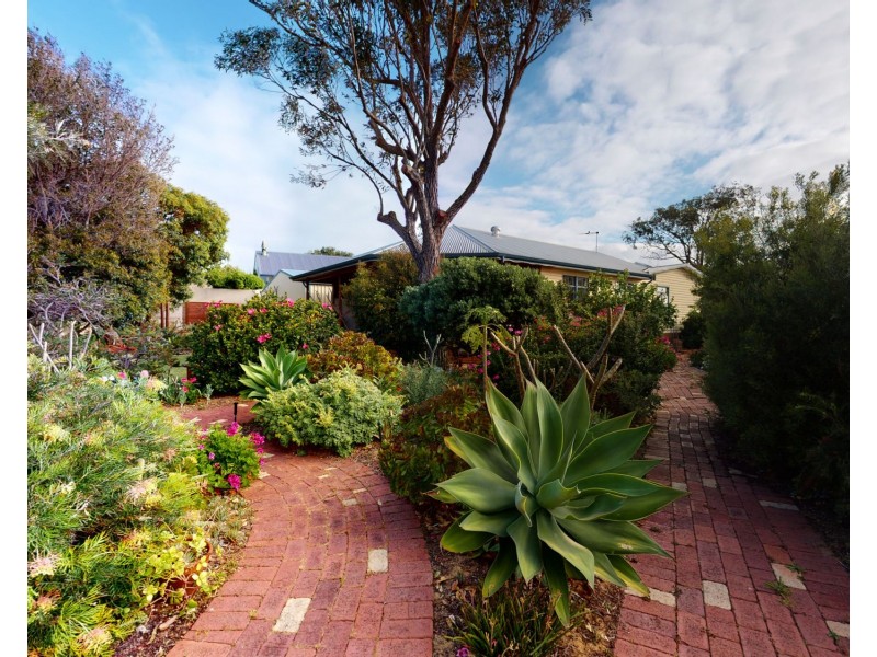 11 Mulloway Court, Burns Beach WA 6028