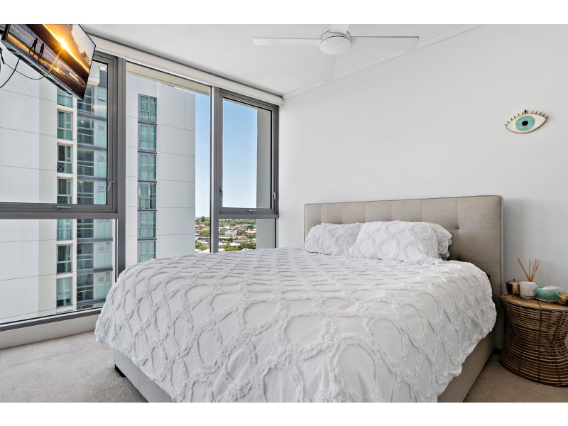 11212/8 Harbour Road, Hamilton QLD 4007