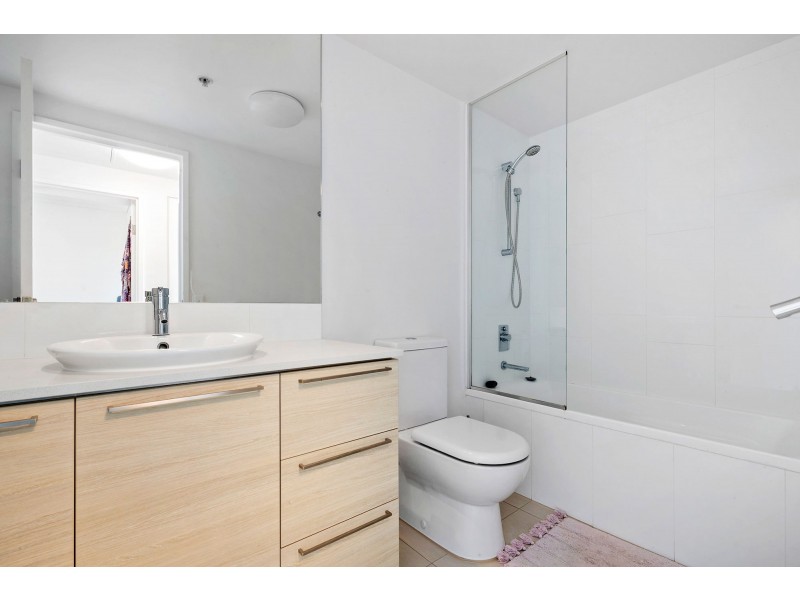 11212/8 Harbour Road, Hamilton QLD 4007