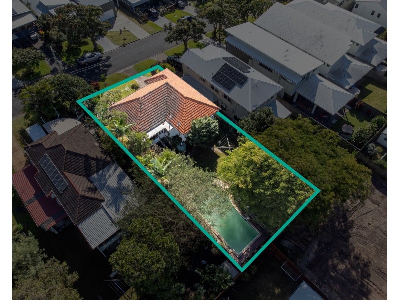 54 Shepherd St, Wynnum QLD 4178