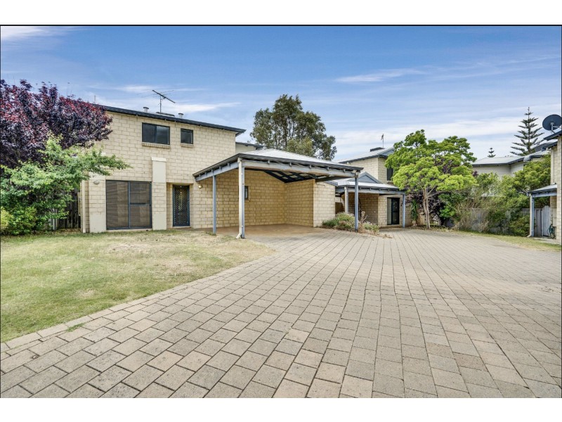 9/2 Bortolo Drive, Greenfields WA 6210