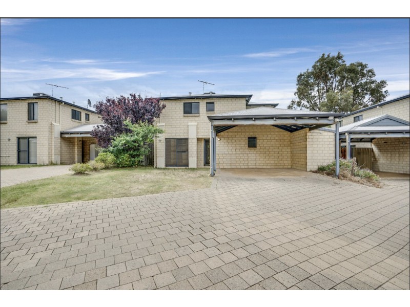 9/2 Bortolo Drive, Greenfields WA 6210