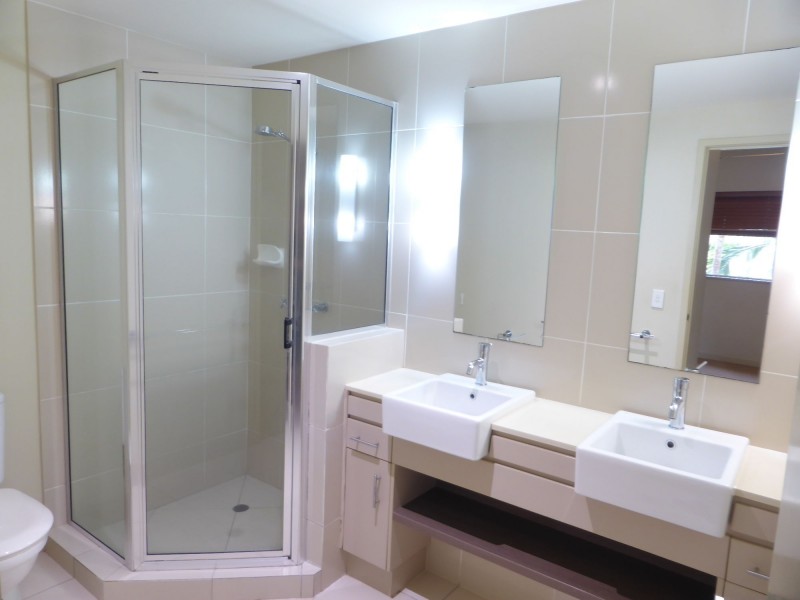 239/12-21 Gregory Street, Westcourt QLD 4870
