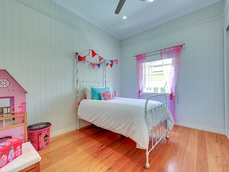 21 Richmond Street, Gordon Park QLD 4031