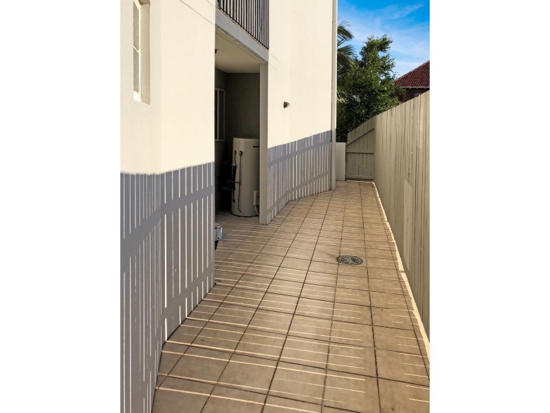 2/321 Bowen Terrace, New Farm QLD 4005