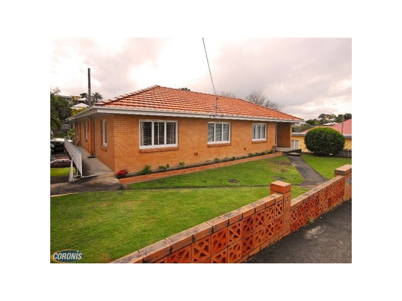 2/24 Woolcock Street, Red Hill QLD 4059