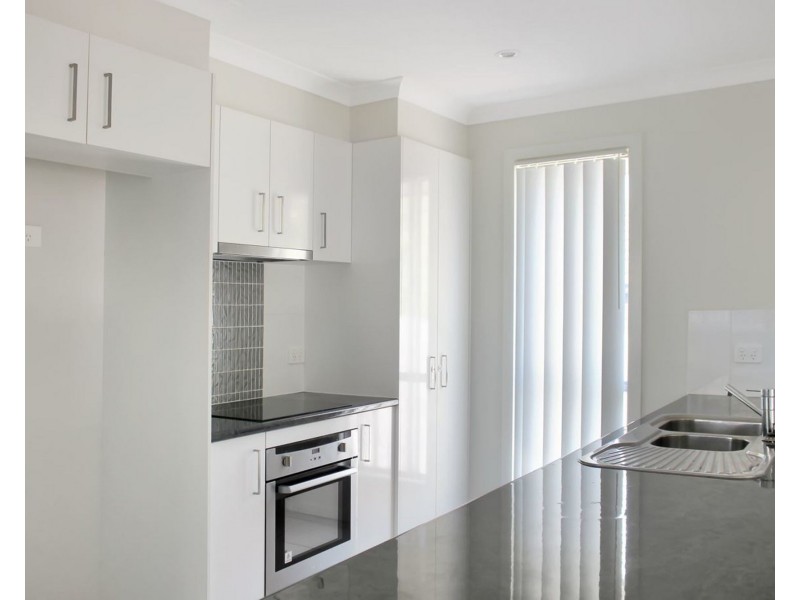 2/58 Goundry Street, Holmview QLD 4207