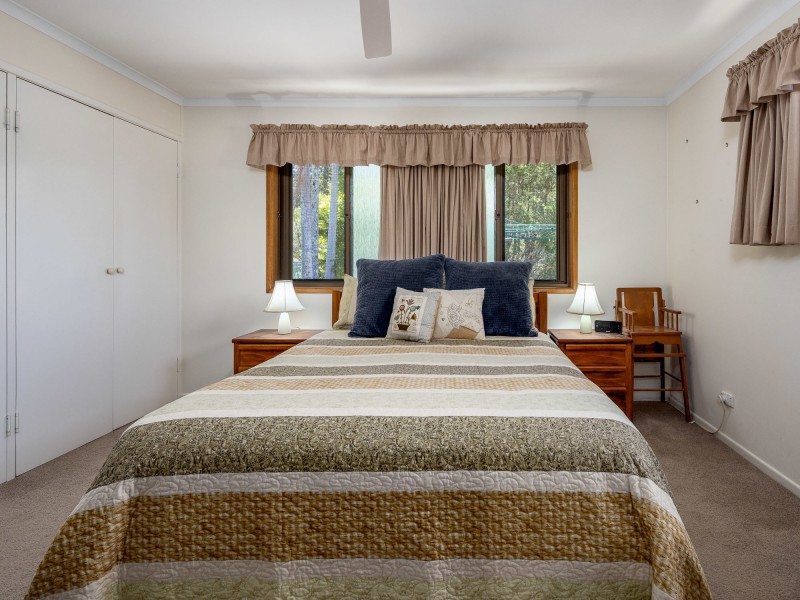 26 Bel-Air Court, Ferny Hills QLD 4055