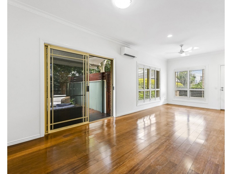 5/18 Charlton Street, Southport QLD 4215