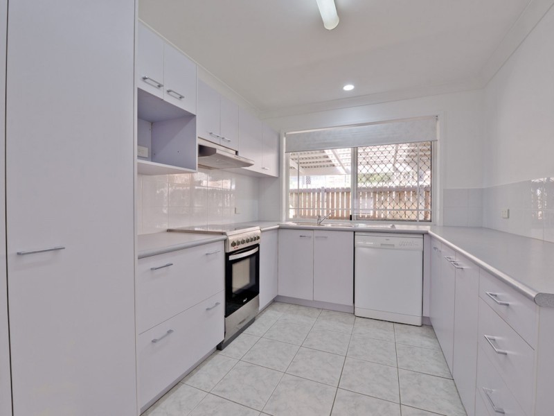 2/3 John Street, Everton Hills QLD 4053