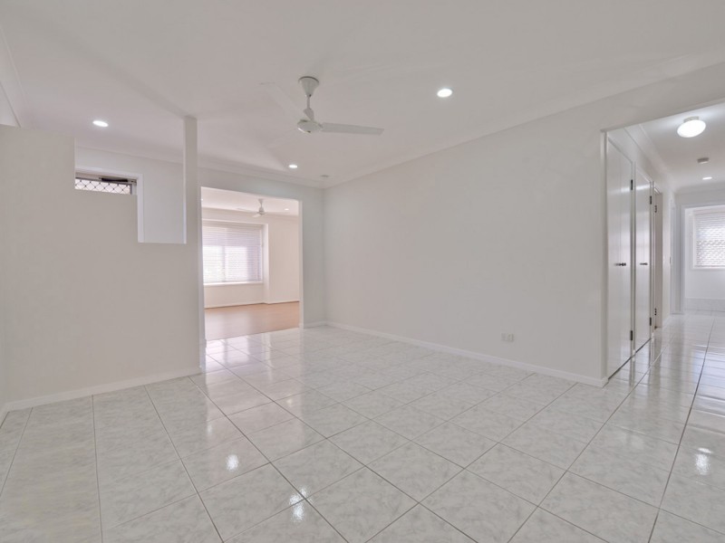 2/3 John Street, Everton Hills QLD 4053