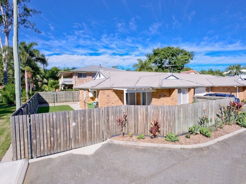 2/3 John Street, Everton Hills QLD 4053