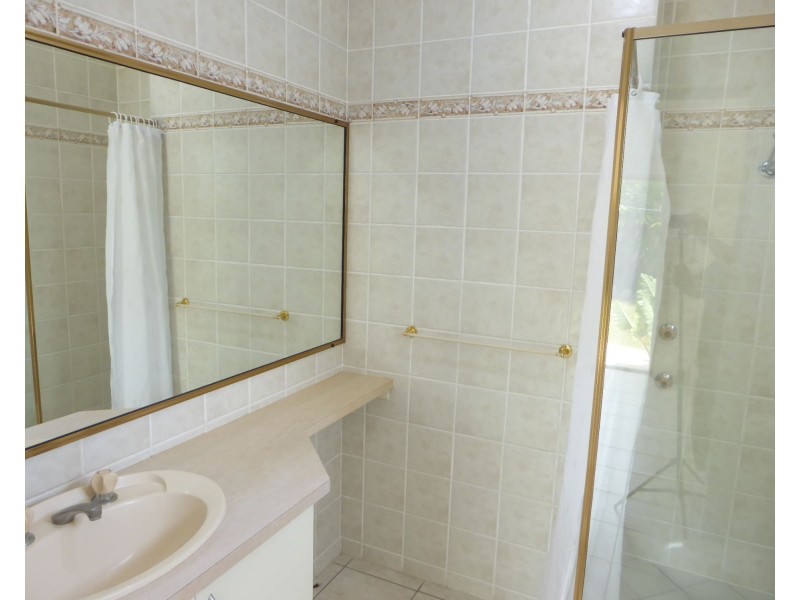2 Daintree Close, Mount Sheridan QLD 4868