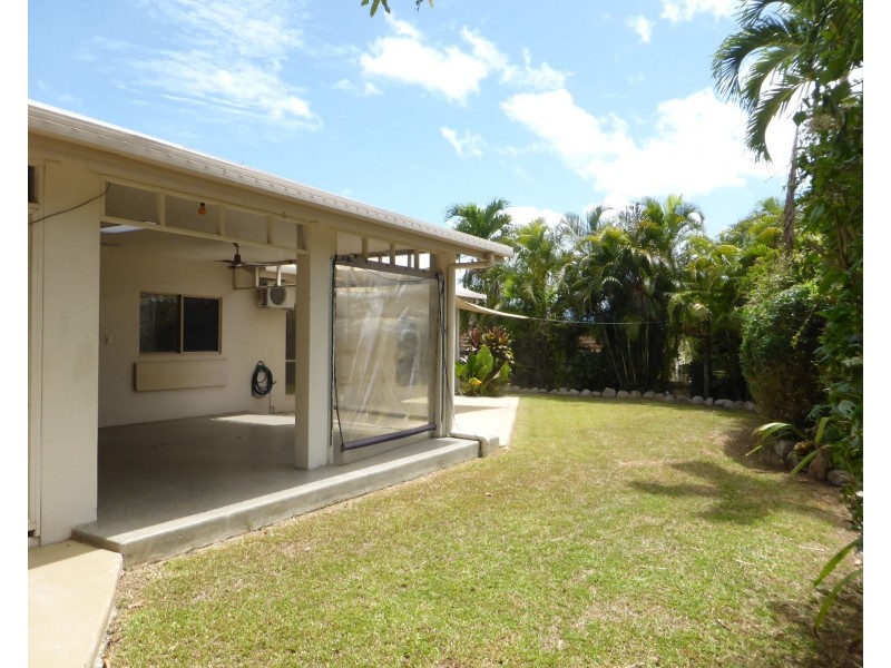 2 Daintree Close, Mount Sheridan QLD 4868