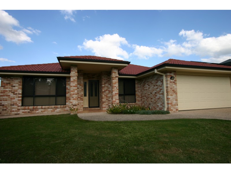 7 Emanuel Court, Eatons Hill QLD 4037